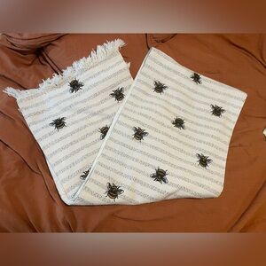 72 inch Bee Table Runner